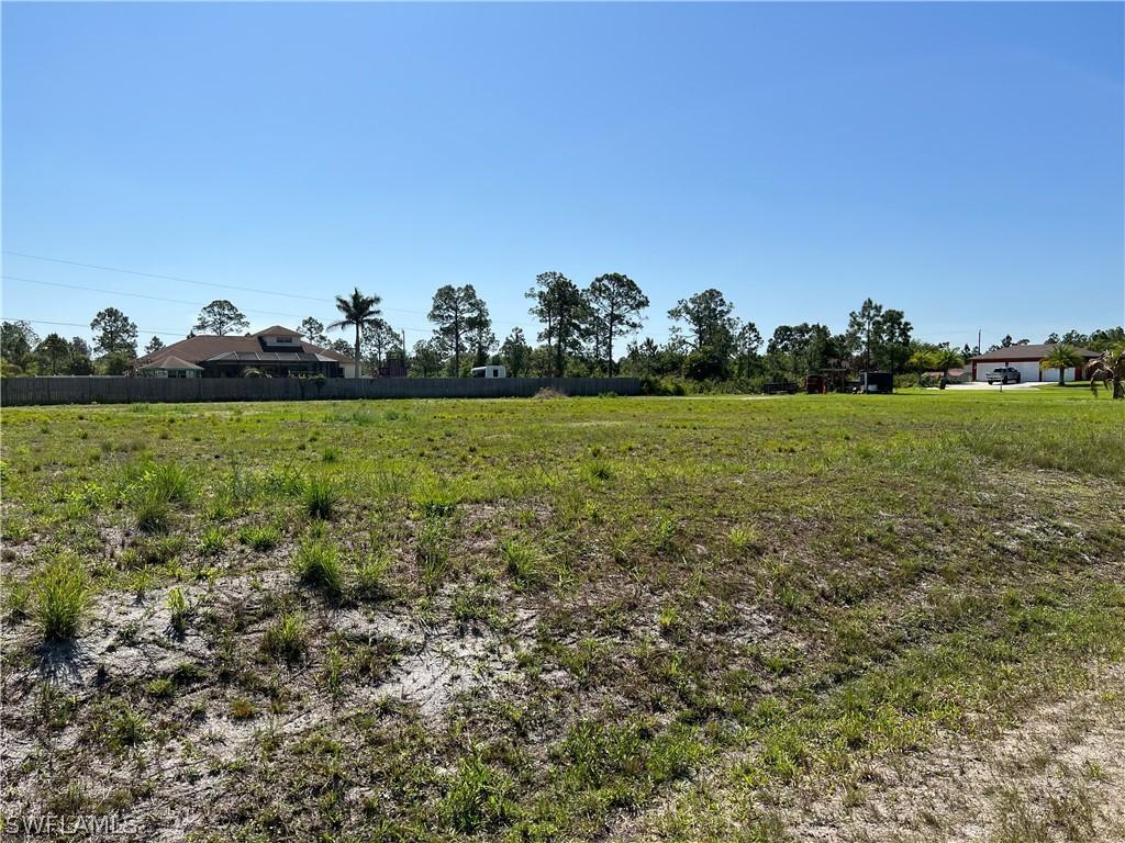 1018 Poinsettia Ave., Lehigh Acres, FL 33972