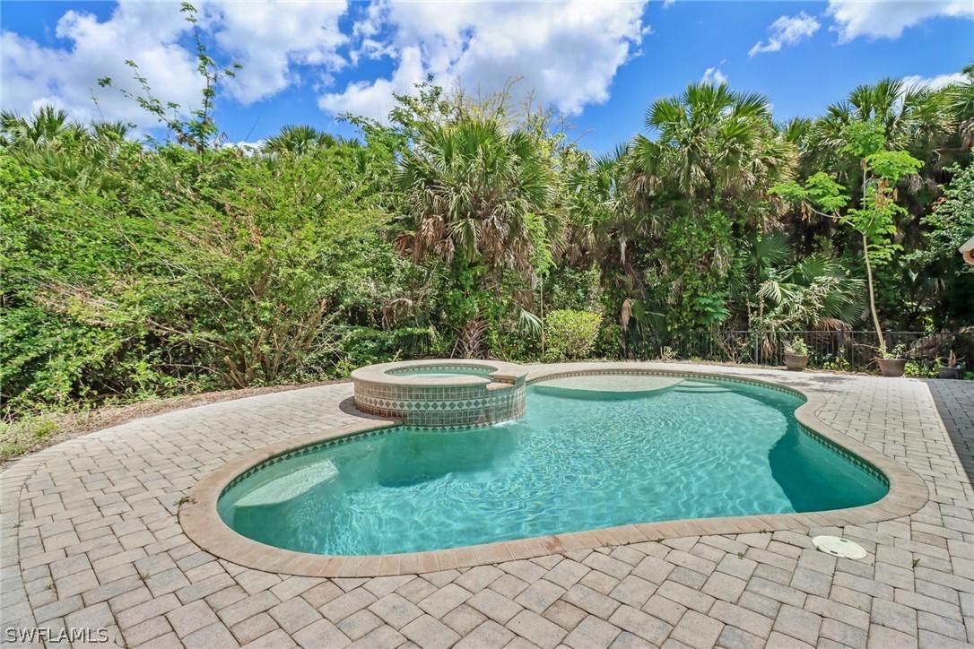 921 16th Ave., Naples, FL 34117