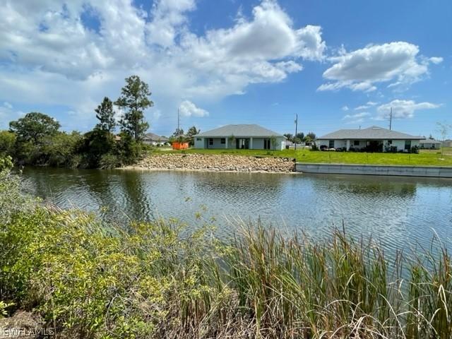 614 NW 9th St., Cape Coral, FL 33993