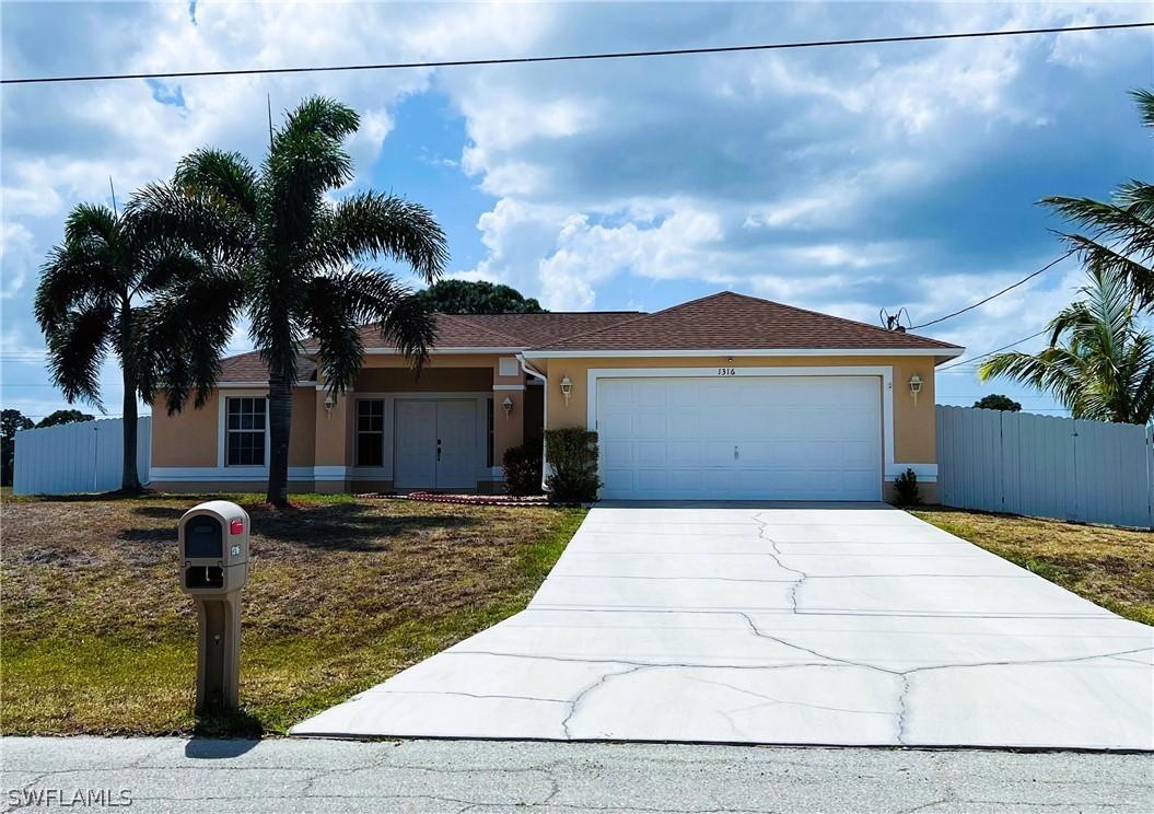 1316 NW 15th Pl., Cape Coral, FL 33993