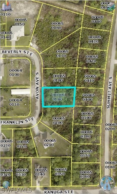 637 Avon Ave., Lehigh Acres, FL 33974