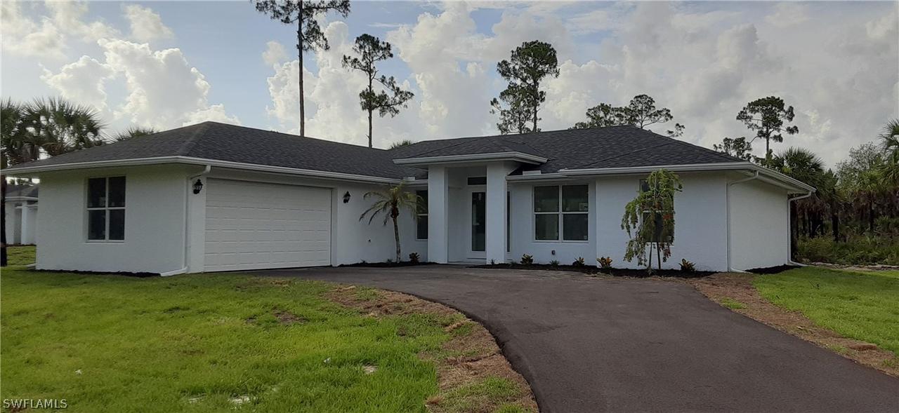 2615 20th Ave., Naples, FL 34117