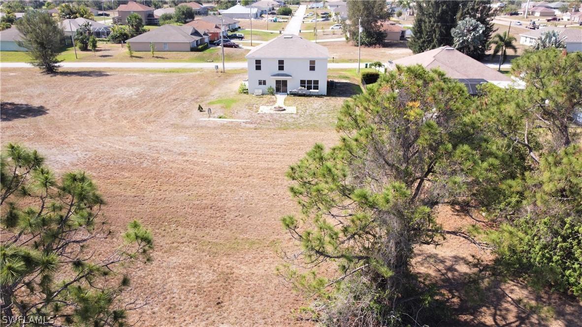 2400 NW 12th Ter., Cape Coral, FL 33993