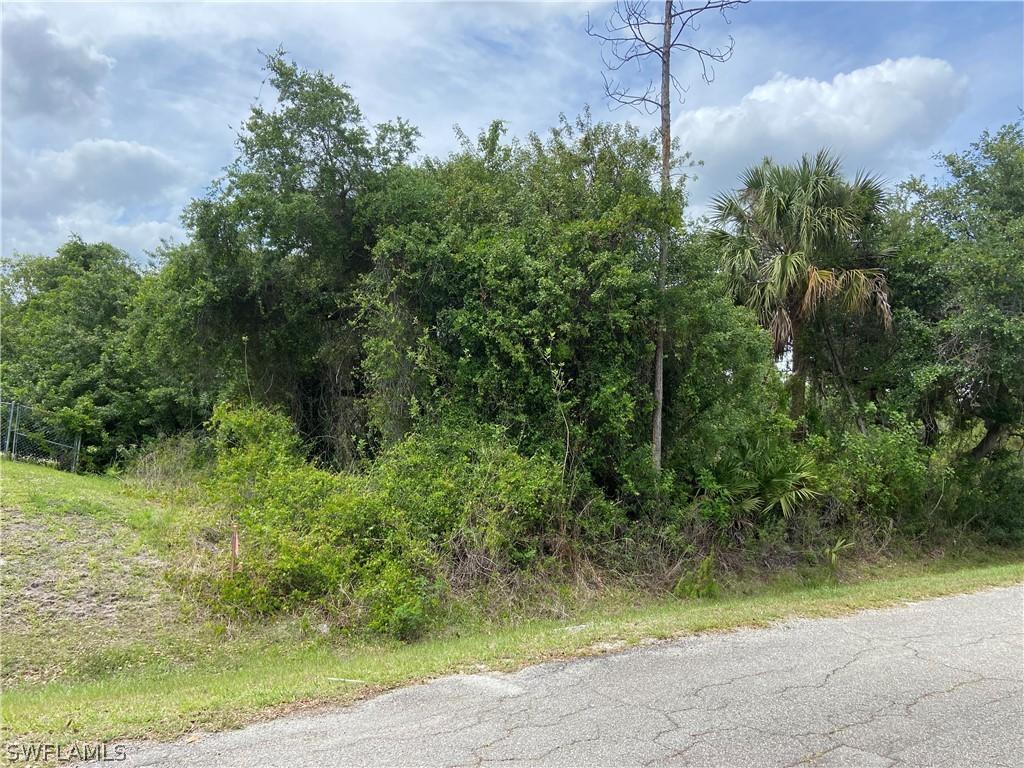 315 Johns Ave., Lehigh Acres, FL 33936