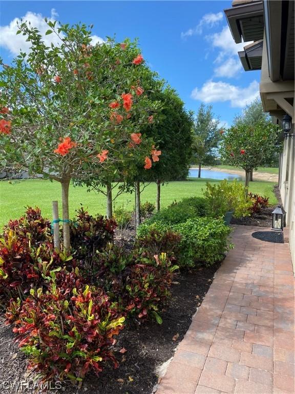 7579 Jacaranda Ln., Naples, FL 34114