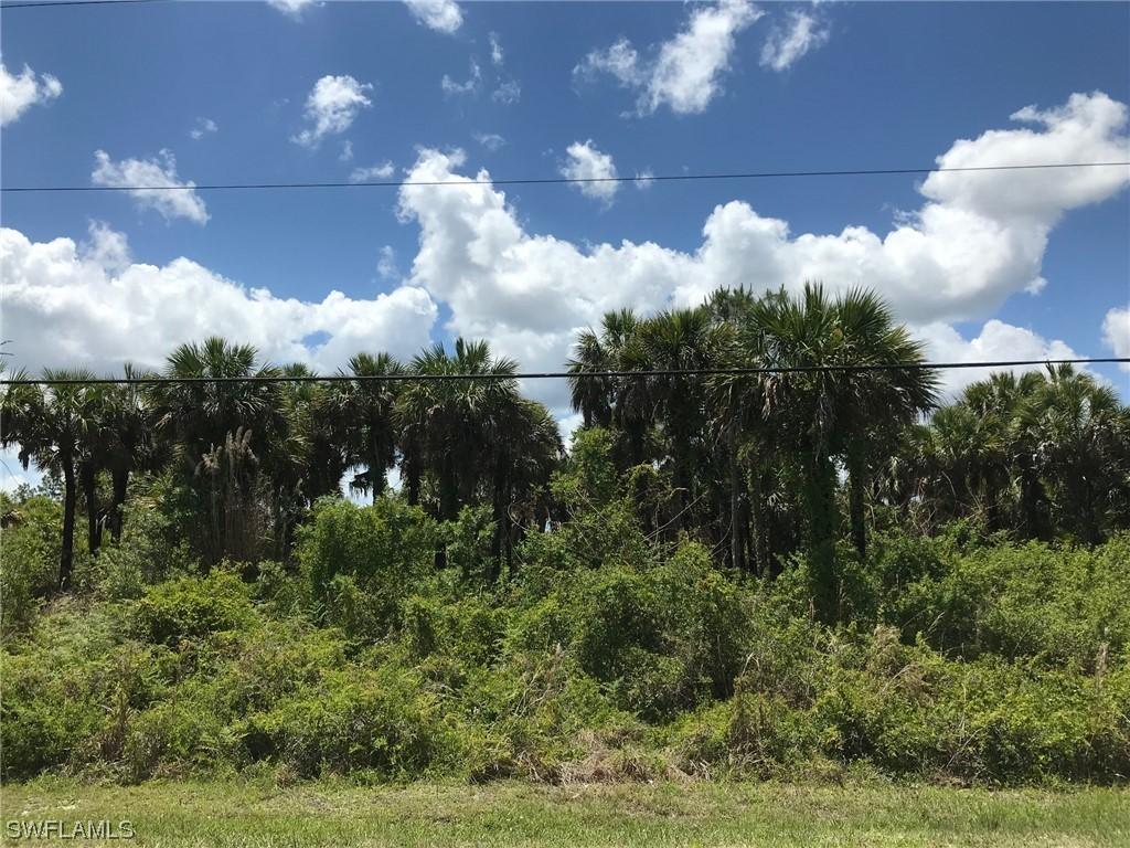 32nd Ave., Naples, FL 34117