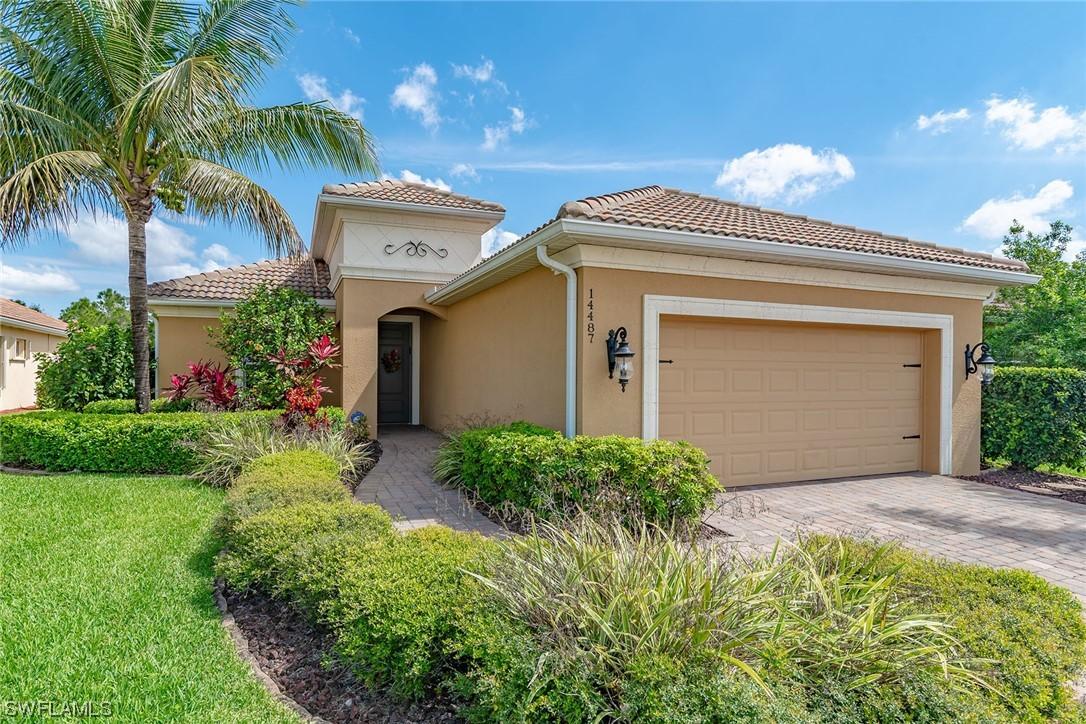 14487 Manchester Dr., Naples, FL 34114