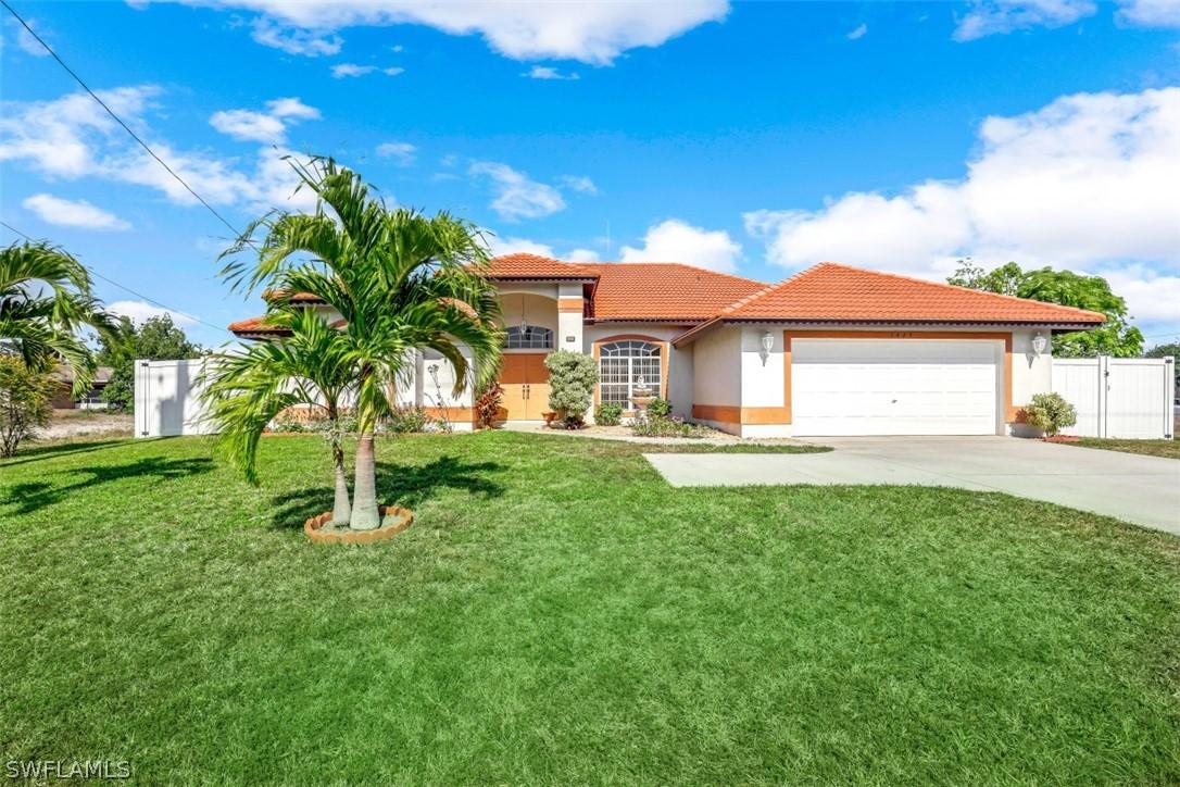 1425 Country Club Blvd., Cape Coral, FL 33990
