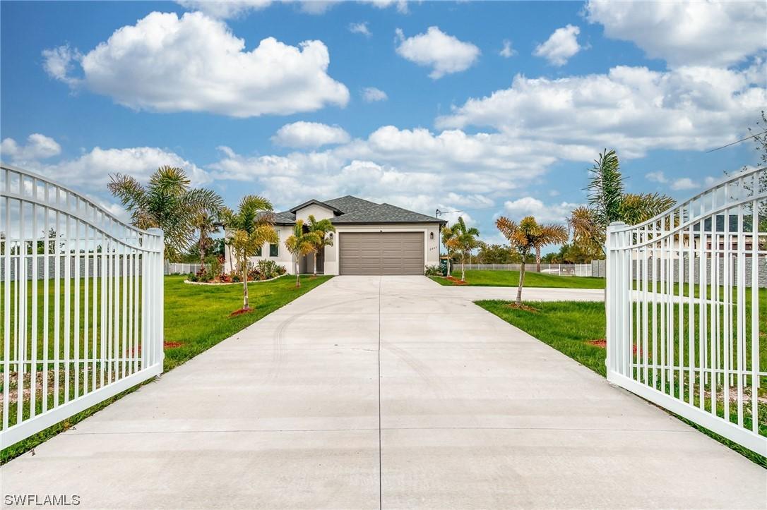 3643 66th Ave., Naples, FL 34120