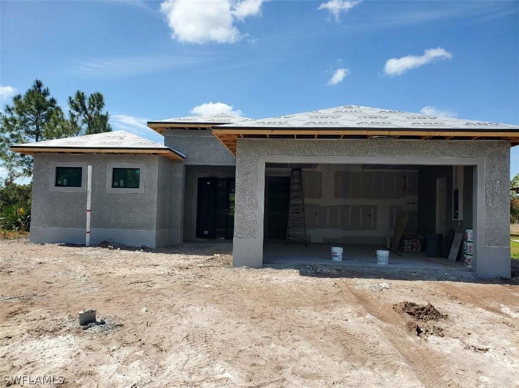 2584 70th Ave., Naples, FL 34120