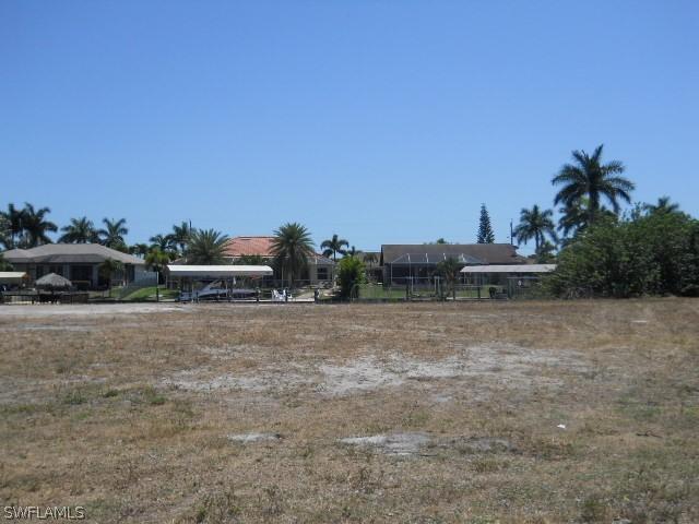 2612 SW 35th Ter., Cape Coral, FL 33914