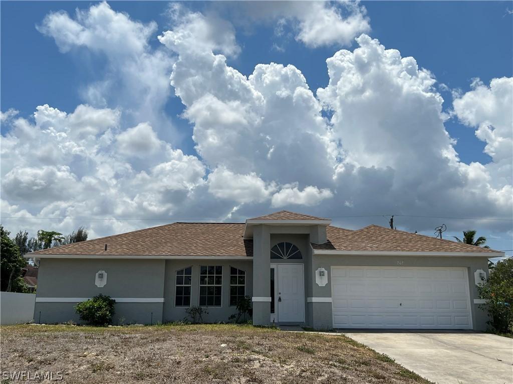 202 SW 11th Ter., Cape Coral, FL 33991