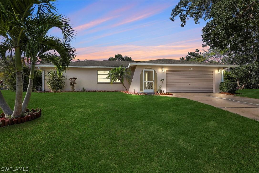 621 SE 23rd Ter., Cape Coral, FL 33990