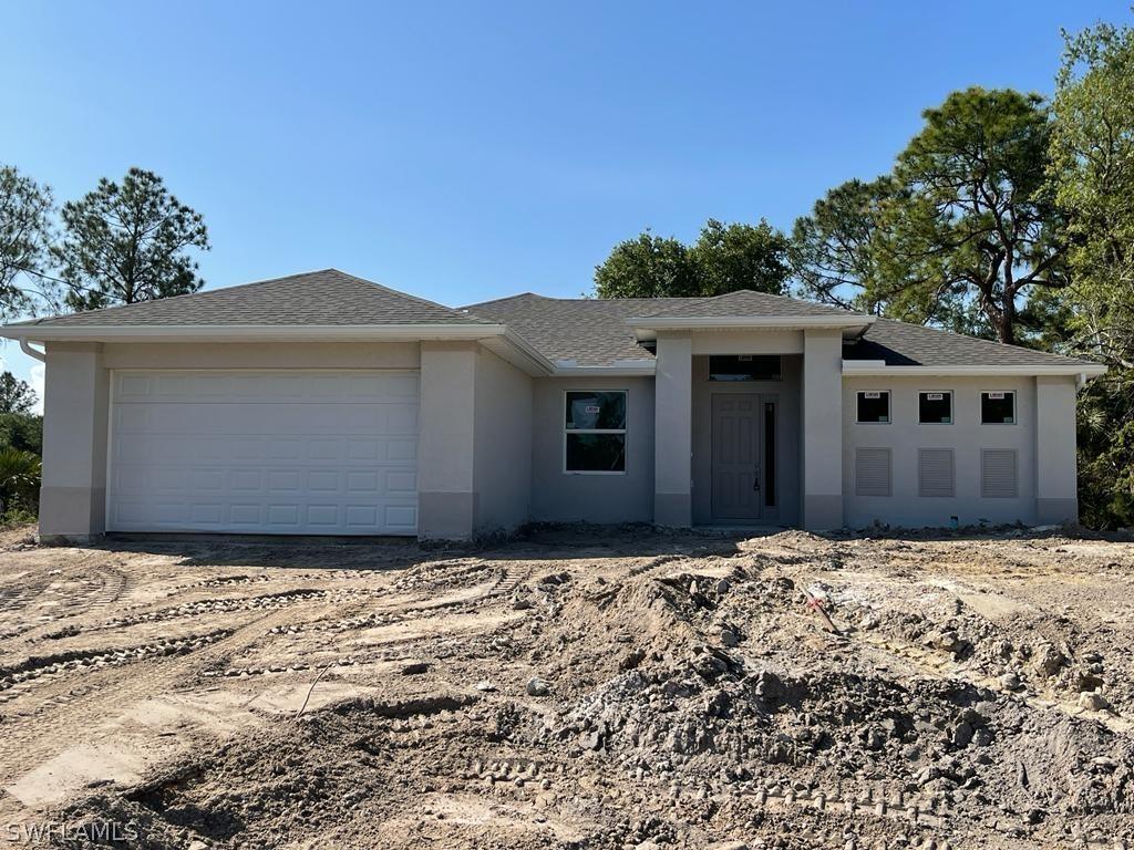 2511 Betty Pl., Lehigh Acres, FL 33971
