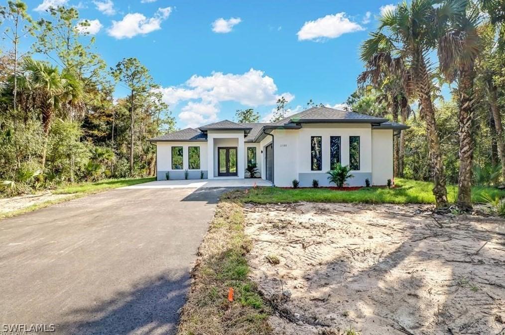 4362 40th St., Naples, FL 34120