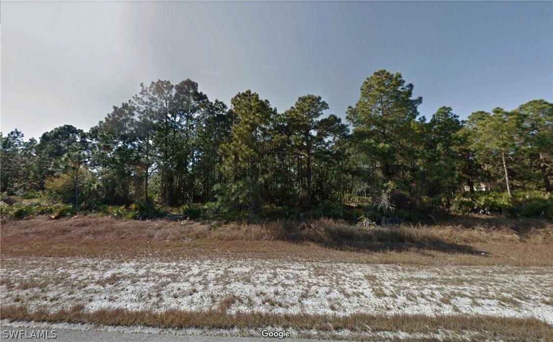 516 Eisenhower Blvd., Lehigh Acres, FL 33974