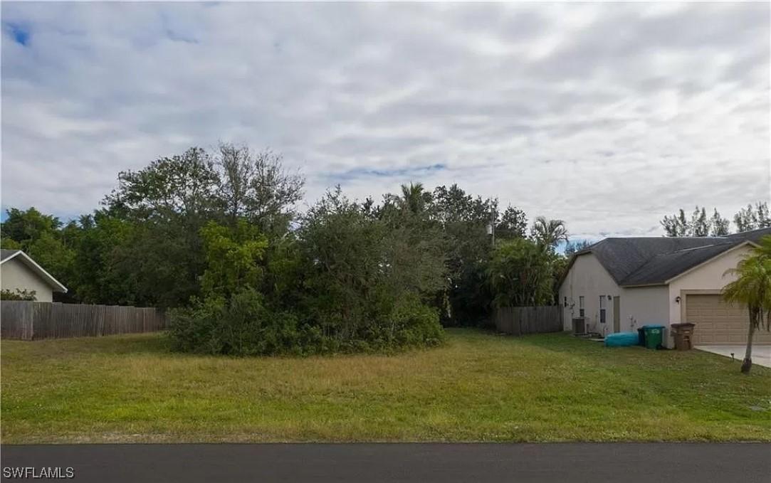 507 SE 12th Ct., Cape Coral, FL 33909