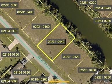 1911 NE 20th Ct., Cape Coral, FL 33909