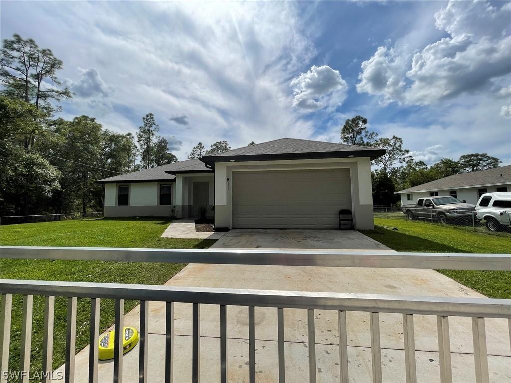 911 Henry Ave., Lehigh Acres, FL 33972