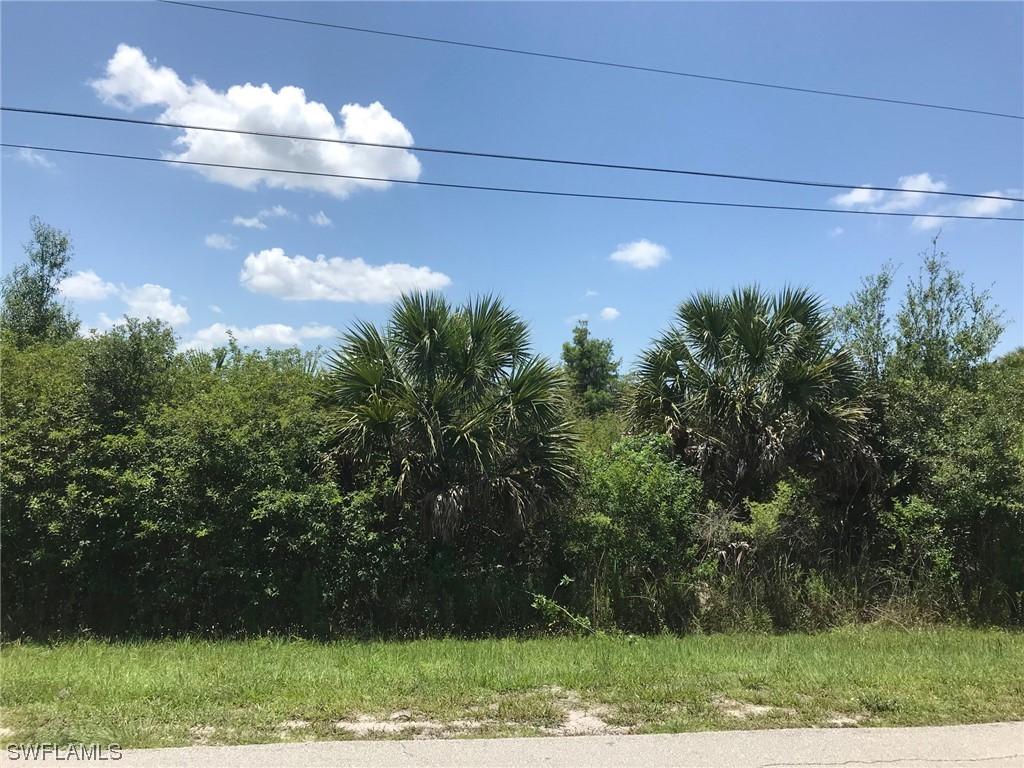 2832 6th Ave., Naples, FL 34120