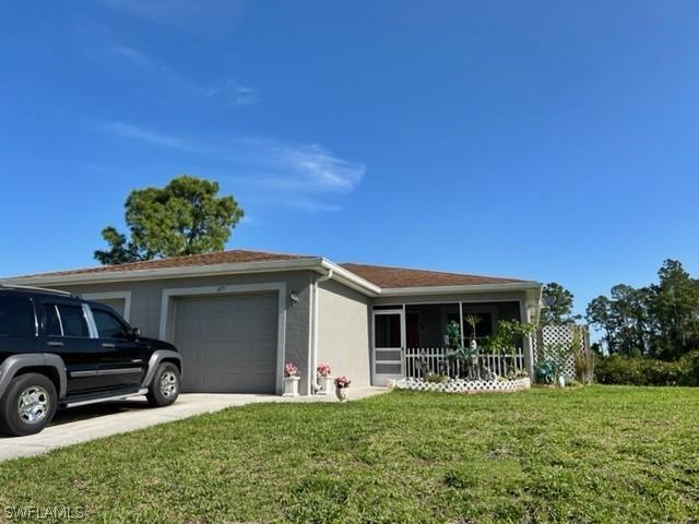 673/675 Chestnut St., Lehigh Acres, FL 33974