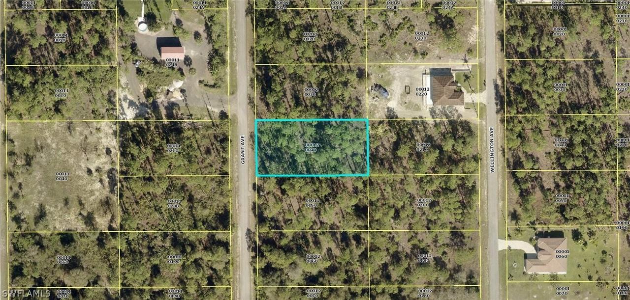 816 Grant Ave., Lehigh Acres, FL 33972