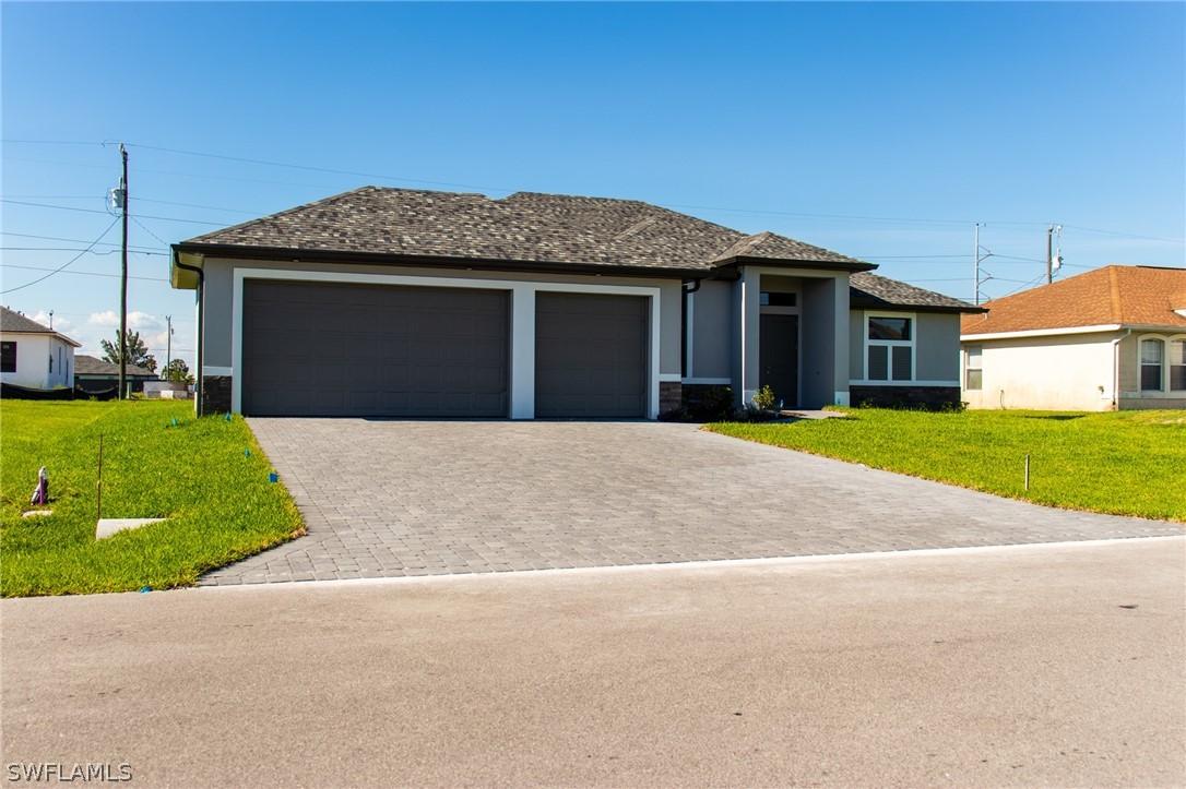 435 NW 7th Ter., Cape Coral, FL 33993