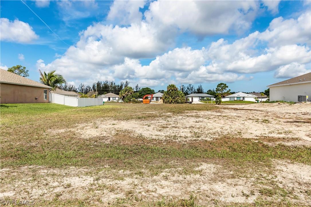 3462 NE 10th Pl., Cape Coral, FL 33909