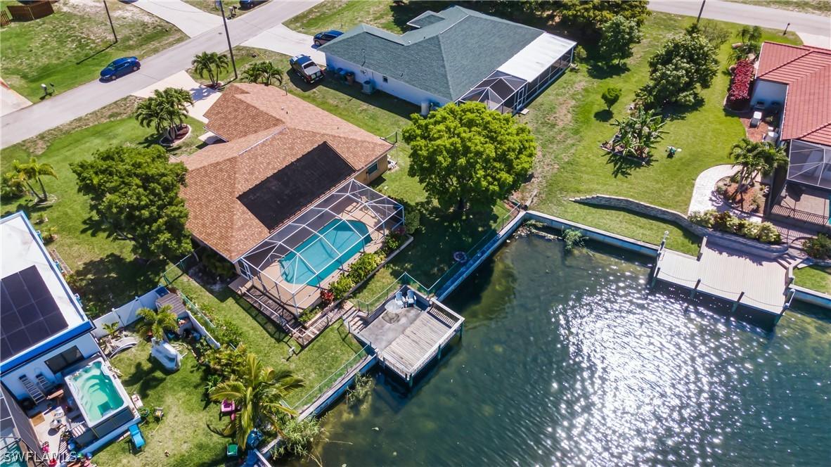 322 NW 25th Ter., Cape Coral, FL 33993