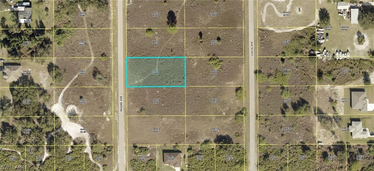 1406 Moore Ave., Lehigh Acres, FL 33972
