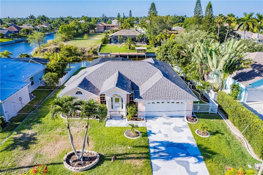 524 SE 14th Ter., Cape Coral, FL 33990