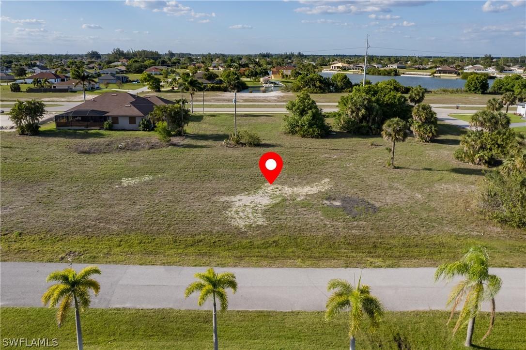 1905 NW 7th Ter., Cape Coral, FL 33993