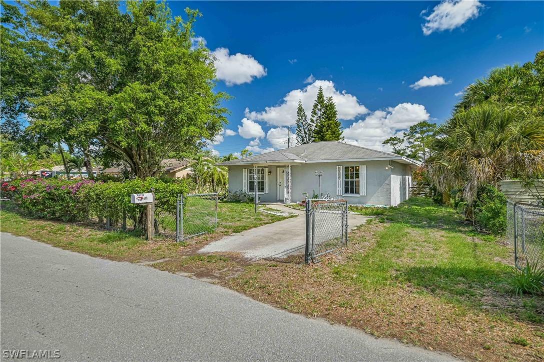 10961 Park Ave., Bonita Springs, FL 34135