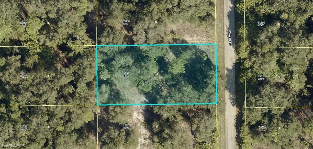 1911 Grant Ave., Lehigh Acres, FL 33972