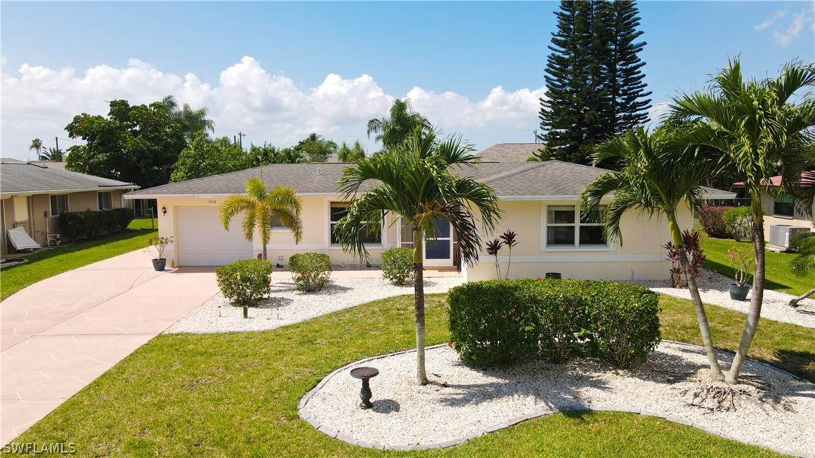1316 SE 31st Ter., Cape Coral, FL 33904