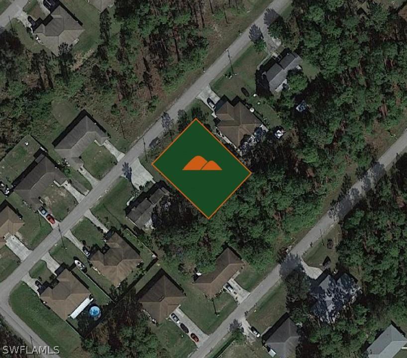 2429 Lola Ave., Lehigh Acres, FL 33973