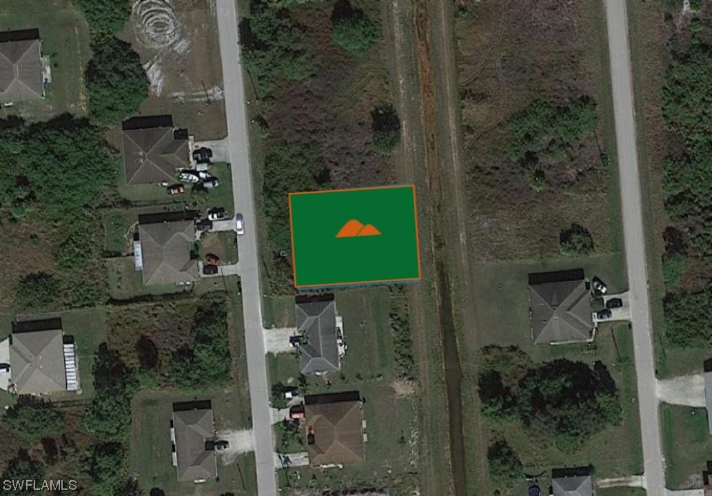 717 Hightower Ave., Lehigh Acres, FL 33973