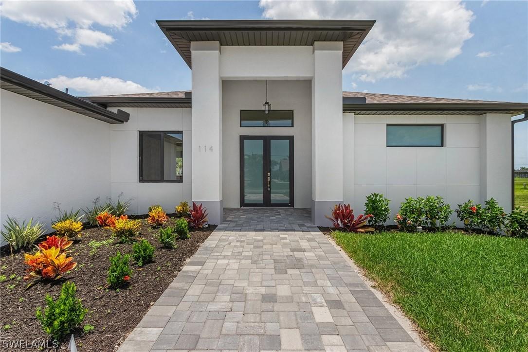 114 SW 33rd Ave., Cape Coral, FL 33991