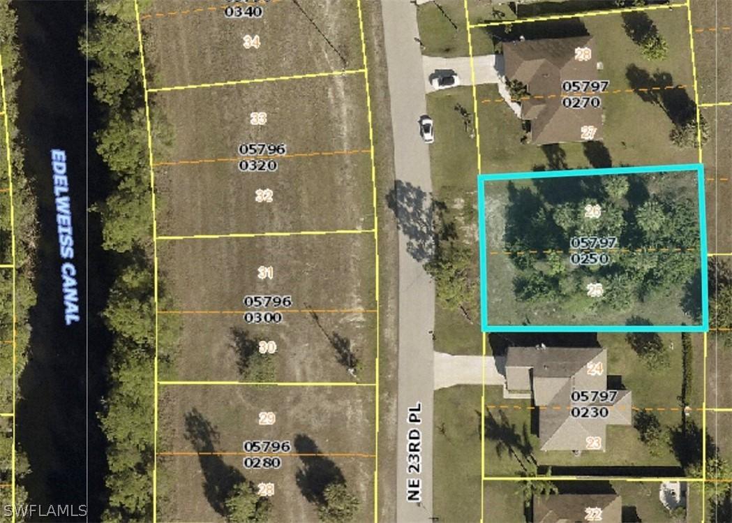 4105 NE 23rd Pl., Cape Coral, FL 33909