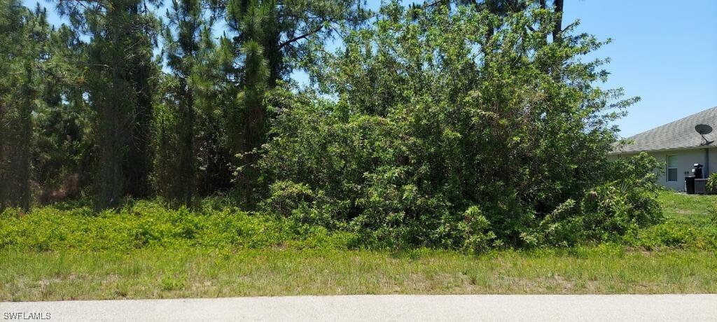 1248 Count St., Lehigh Acres, FL 33974