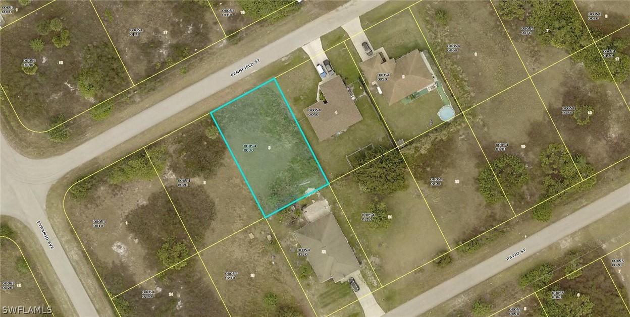 166 Pennfield St., Lehigh Acres, FL 33974