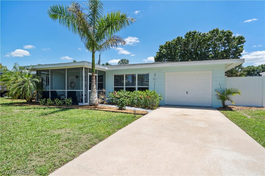 1448 Byron Rd., Fort Myers, FL 33919