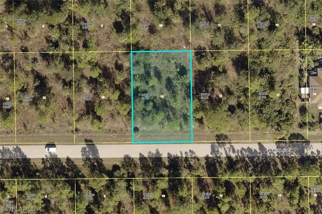 897 Barcia St., Lehigh Acres, FL 33974