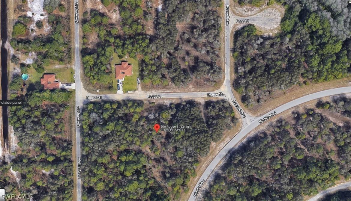 506 Rogue St., Lehigh Acres, FL 33974