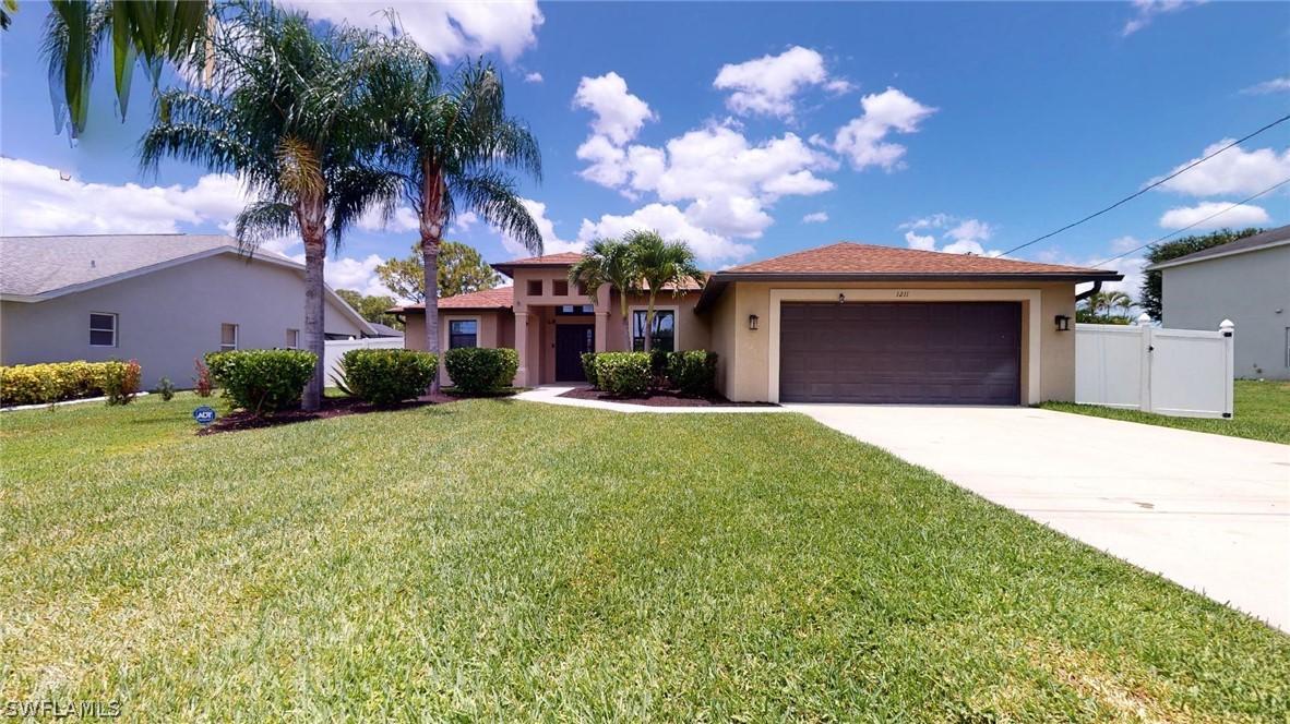 1211 SE 1st St., Cape Coral, FL 33990