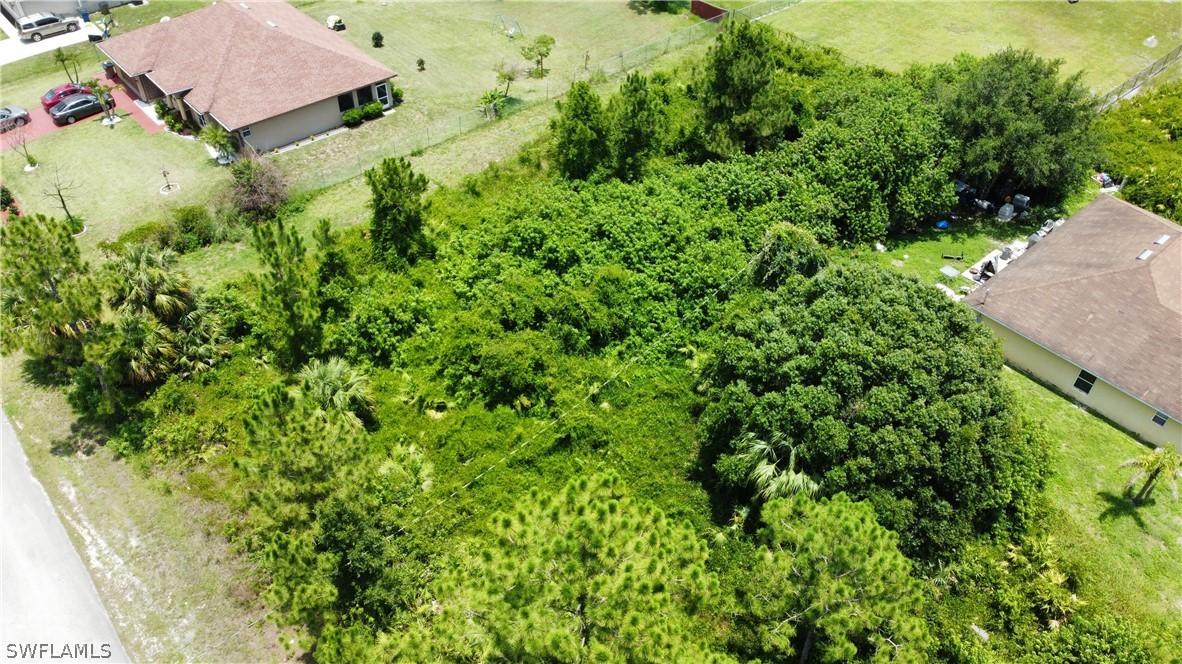 902 Cortez Ave., Lehigh Acres, FL 33972