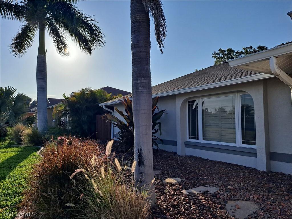629 NW 15th St., Cape Coral, FL 33993