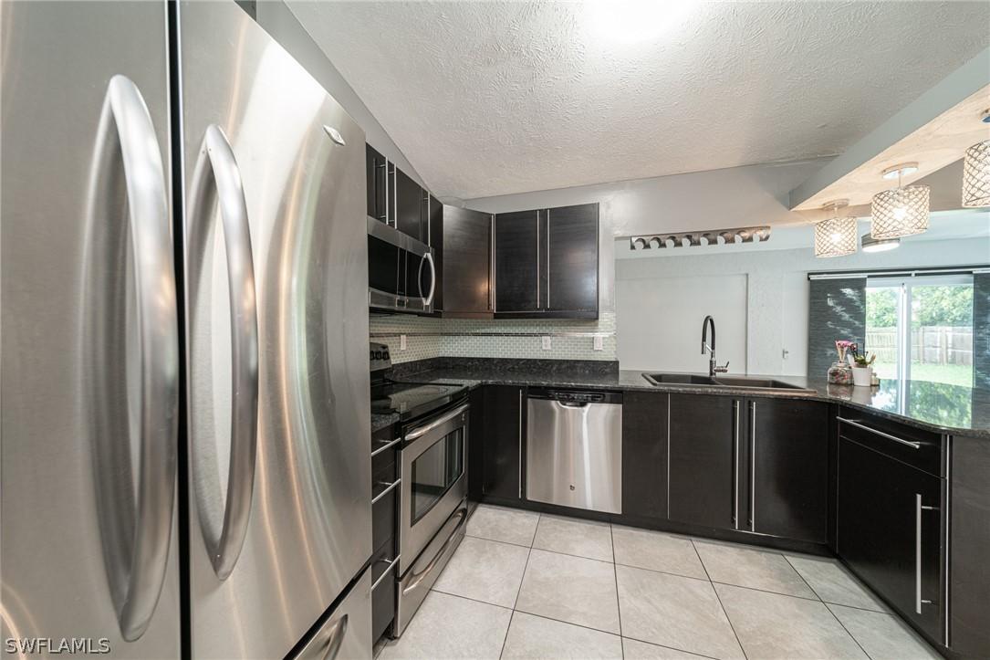 222 SW 43rd St., Cape Coral, FL 33914