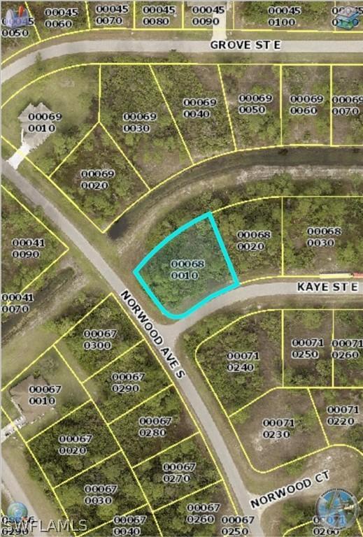 1005 Kaye St., Lehigh Acres, FL 33974