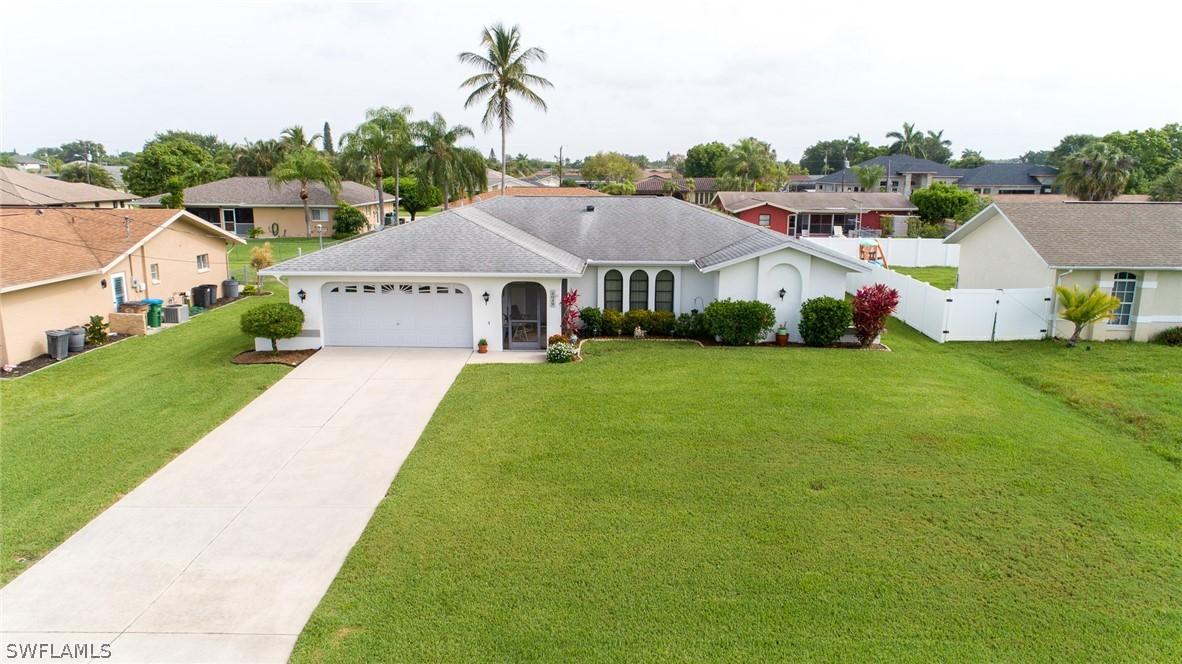 2039 Coral Point Dr., Cape Coral, FL 33990